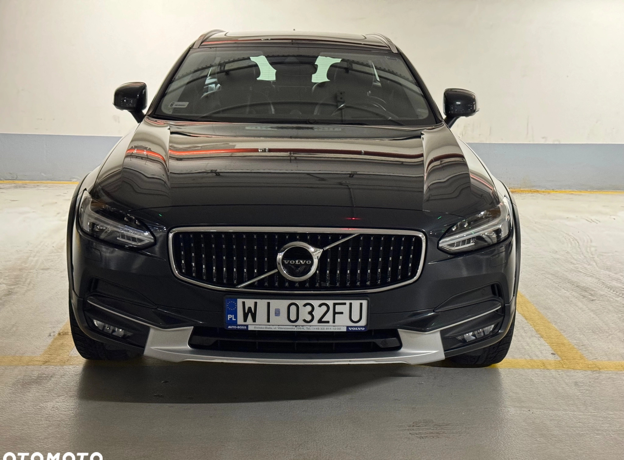 Volvo V90 Cross Country cena 129000 przebieg: 154500, rok produkcji 2017 z Warszawa małe 154